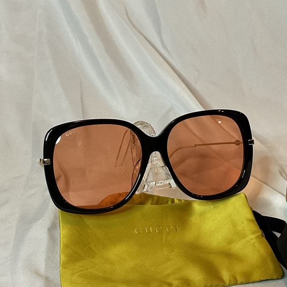 Gucci GG0511SA non-polarized women’s sunglasses NEW - Picture 2 of 7